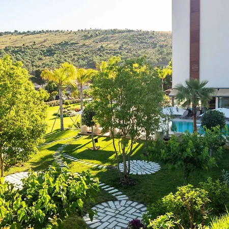 Euro 4* Ksamil