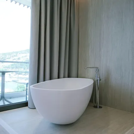 Euro Hotel 4*