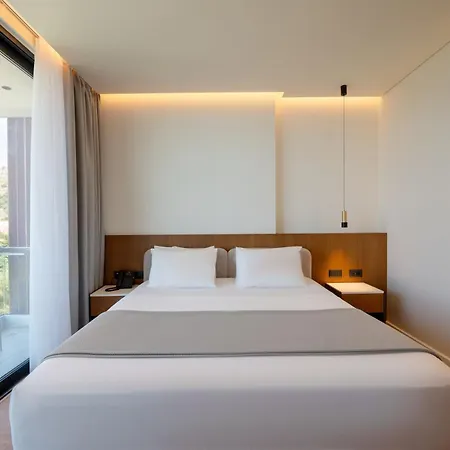 Euro 4* Ksamil