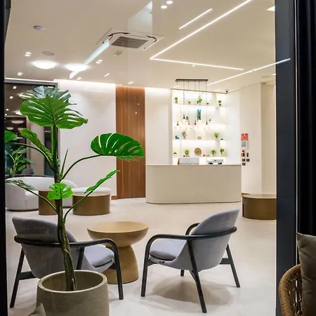 Euro Hotel 4*