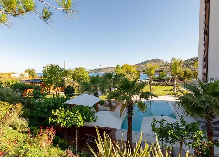 Euro 4* Εξαμίλιο