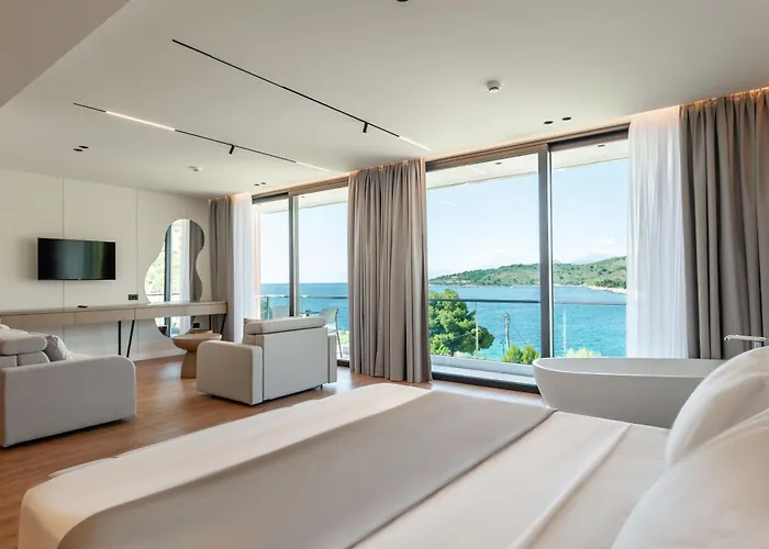 Euro Ξενοδοχείο Εξαμίλιο