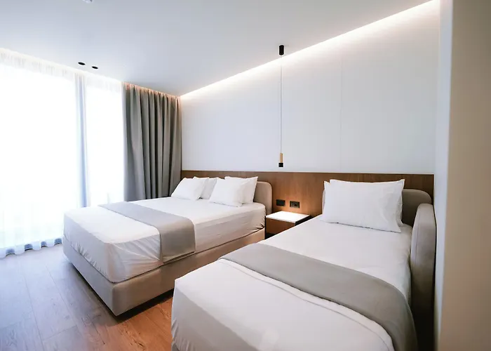 Euro ホテル 4*
